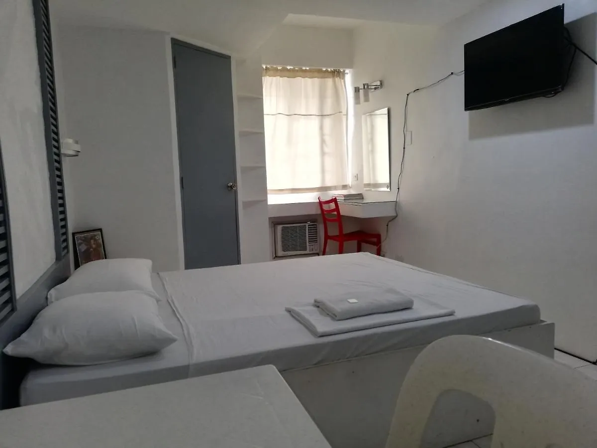 Frank Lloyd Apartelle Manila 0*,  Filipiny