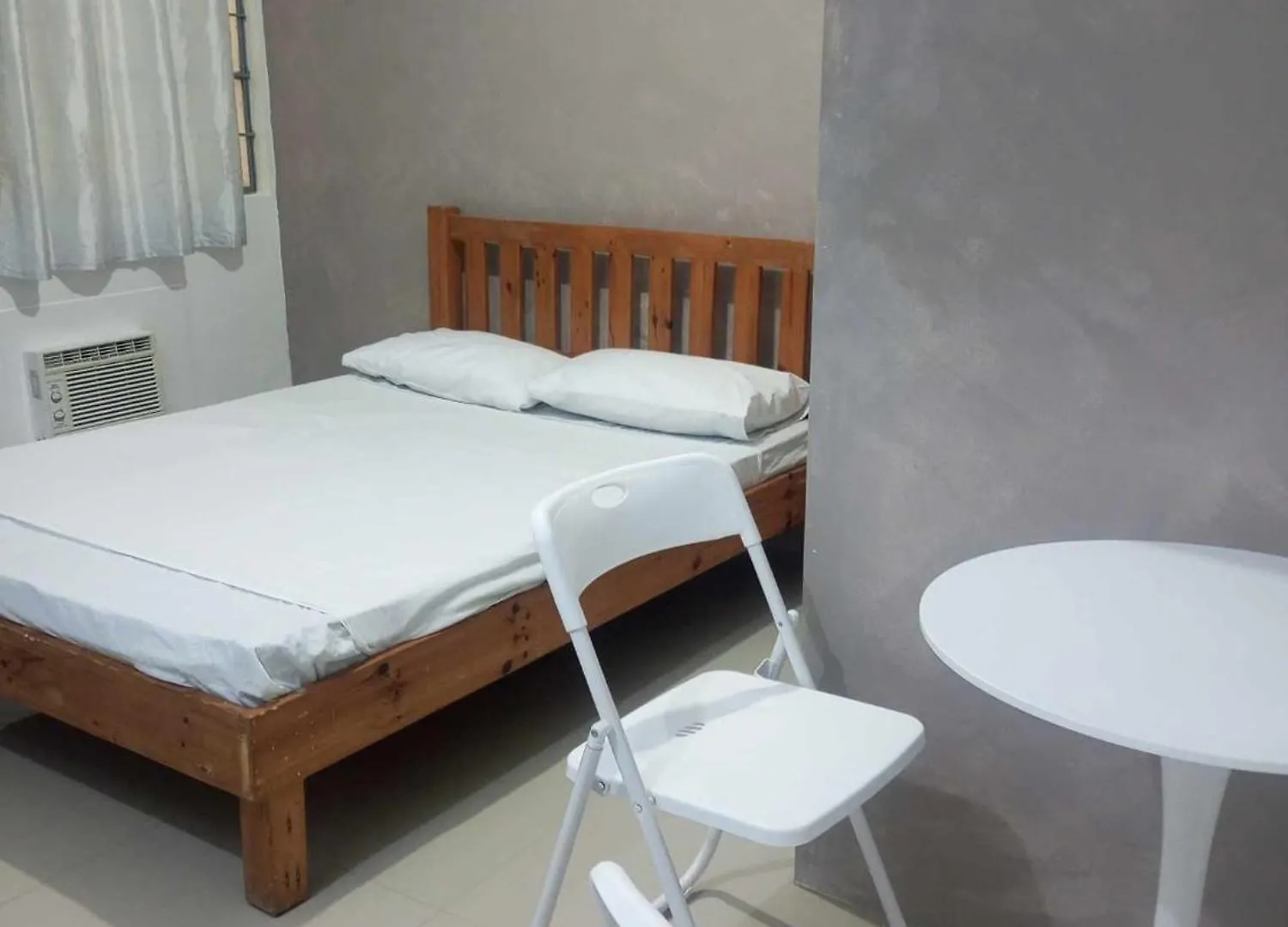 Frank Lloyd Apartelle Manila 0*,